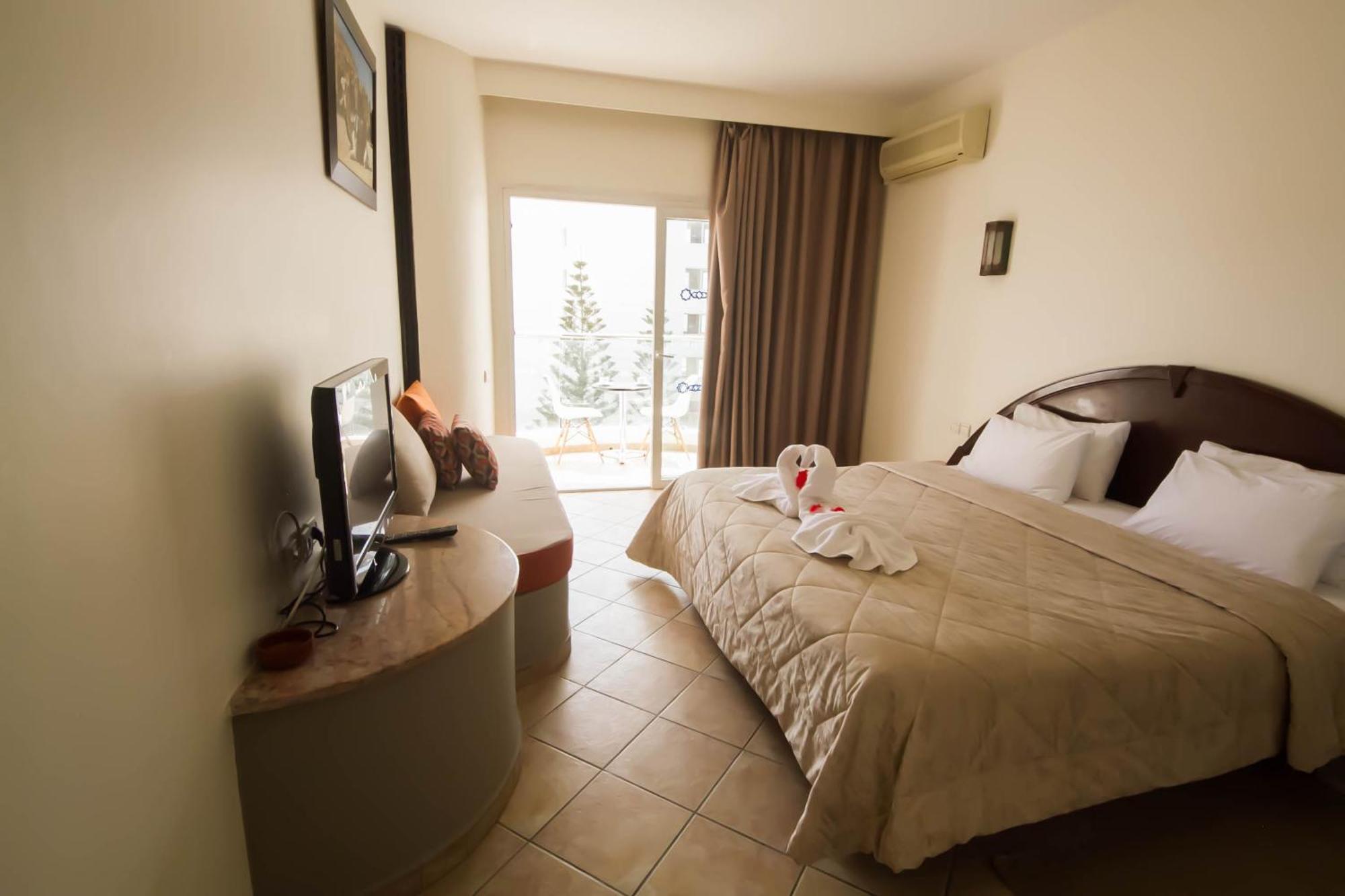 Appart'Hotel Intouriste Agadir Exterior photo